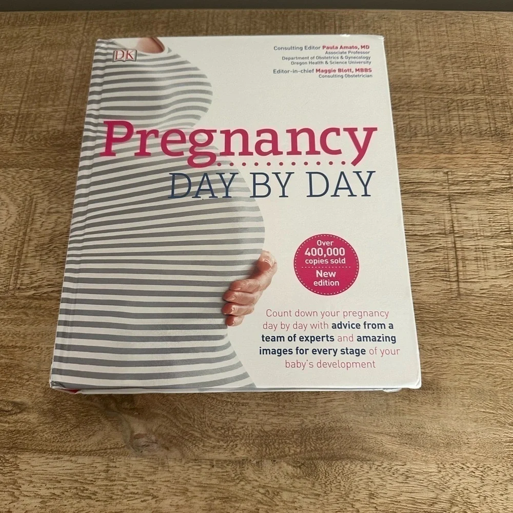 Pregnancy Day by Day | Hardcover Book | DK Publishing